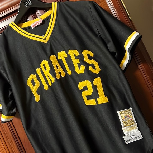 Vintage MLB Pittsburgh Pirates Roberto Clemente Baseball #21 Black & Gold Jersey - Picture 7 of 8